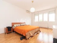 Izdavanje, kuća, 300m², Rogami, Podgorica - image 4