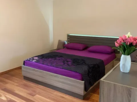 Izdavanje, dvosoban stan, 60m², Bečići, Budva - image 9