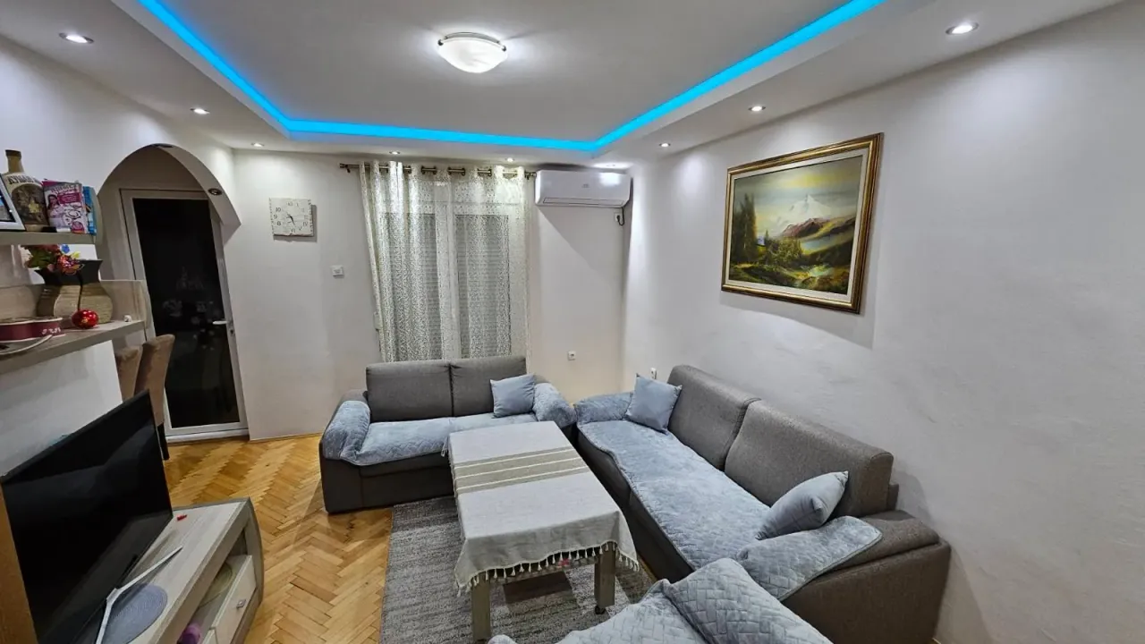 Prodaja, jednosoban stan, 58m², Stari Aerodrom, Podgorica