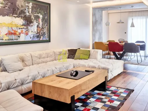 Prodaja, kuća, 255m², Vranići, Podgorica - image 10