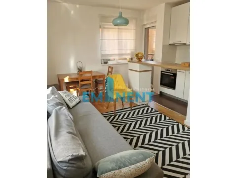 Izdavanje, dvosoban stan, 41m², Zemun Gornji Grad, Zemun Sve Podlokacije - image 2