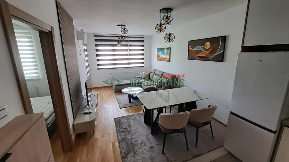 Izdavanje, dvosoban stan, 46m², Salajka, Novi Sad Sve Podlokacije