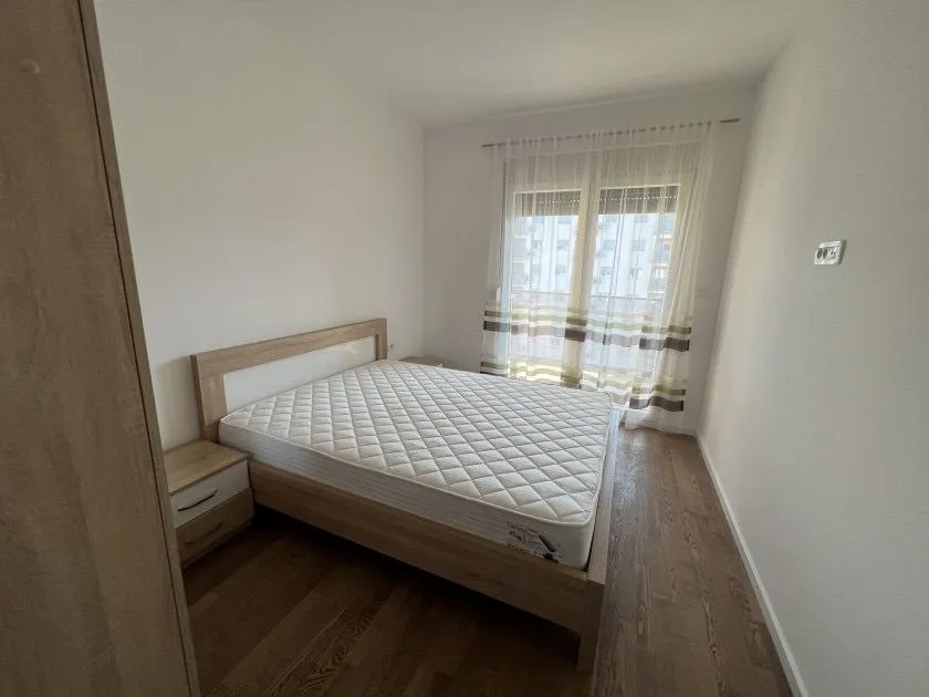 Rent, one bedroom apartment, 45m², Pobrežje, Podgorica