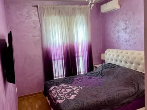 Izdavanje, trosoban stan, 98m², City Kvart, Podgorica - image 5