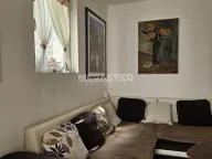 Prodaja, kuća, 64m², Slavujev Venac, Zvezdara Sve Podlokacije - image 1