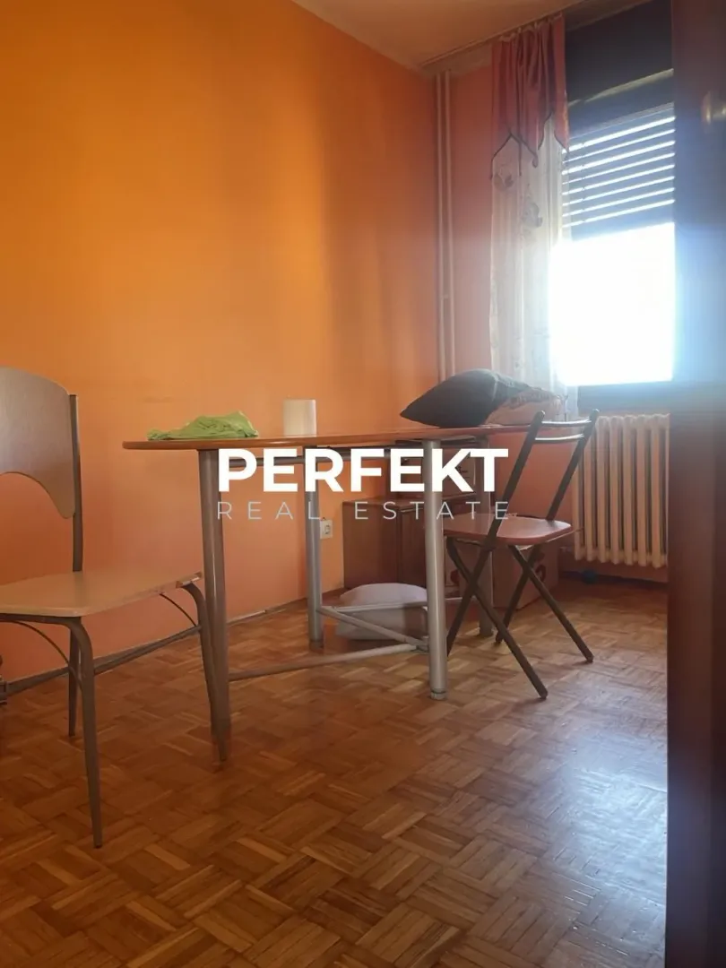 Prodaja, dvosoban stan, 54m², Tesla, Pančevo