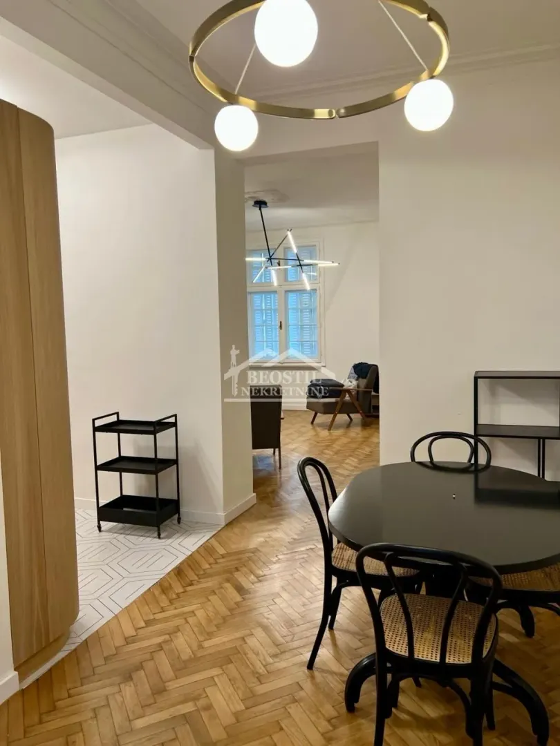 Rent, two bedroom apartment, 70m², Stari Grad, Beograd