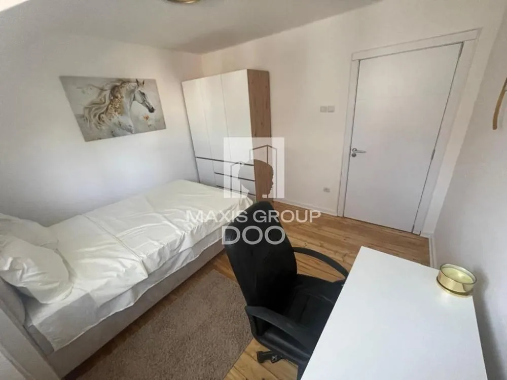 Izdavanje, jednosoban stan, 24m², Vračar Centar, Vračar Sve Podlokacije