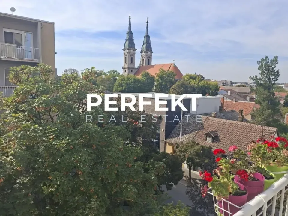 Sale, two bedroom apartment, 71m², Centar, Pančevo