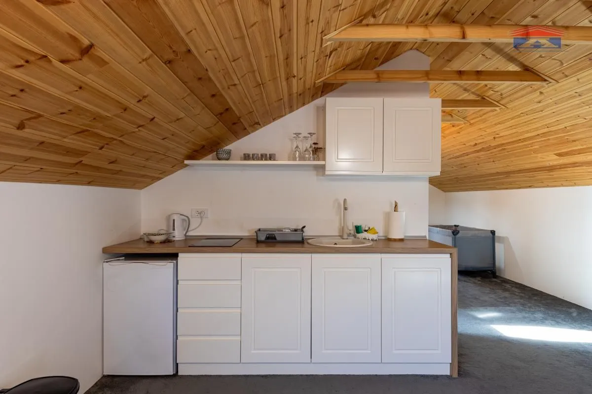 Sale, house, 230m², Banja Vrdnik, Irig