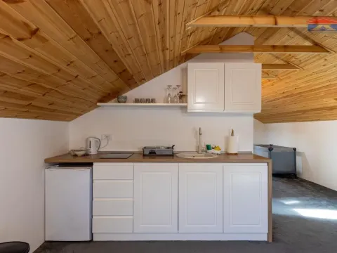 Sale, house, 230m², Banja Vrdnik, Irig - image 9