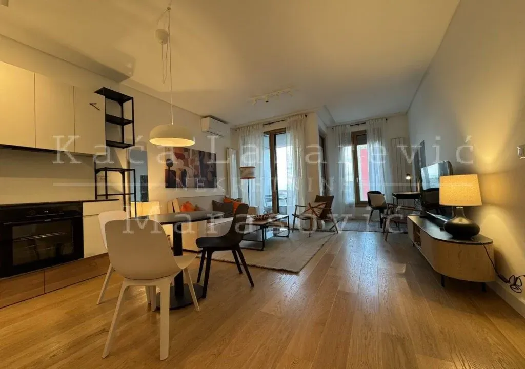 Rent, two bedroom apartment, 47m², Kalenić Pijaca, Vračar Sve Podlokacije