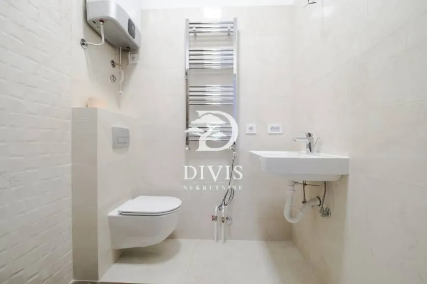 Sale, three bedroom apartment, 92m², Vračar Sve Podlokacije, Beograd