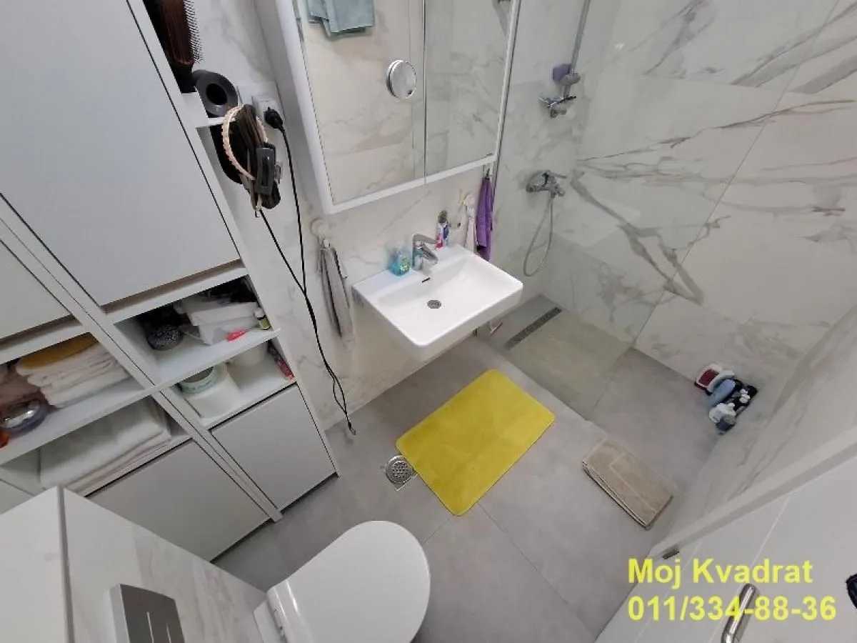 Prodaja, četvorosoban stan, 104m², Vidikovački venac, Rakovica
