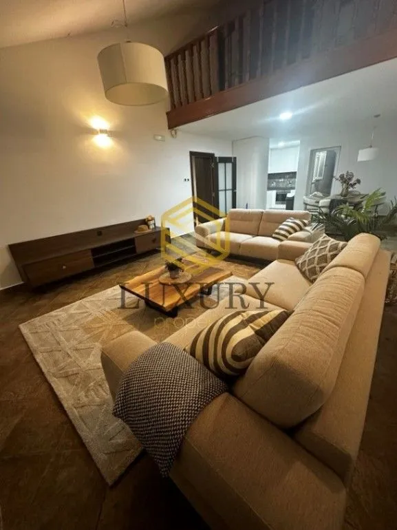 Rent, house, 250m², Mareza, Podgorica