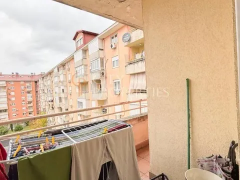 Prodaja, stan, 57m², Stari Aerodrom, Podgorica - image 2