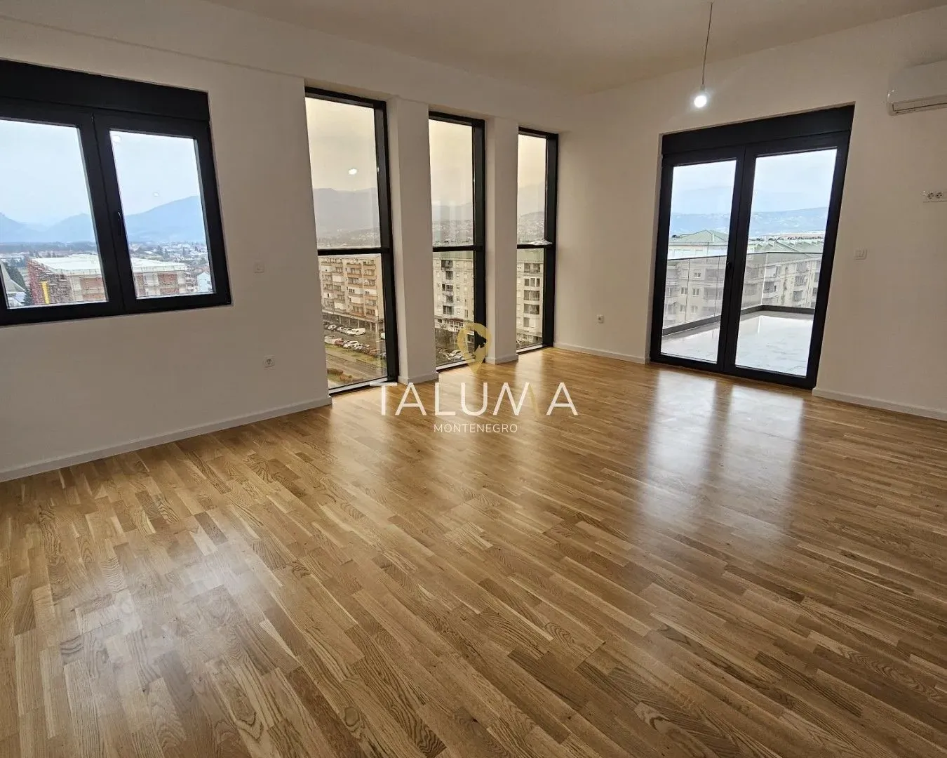 Izdavanje, stan, 269m², Stari Aerodrom, Podgorica