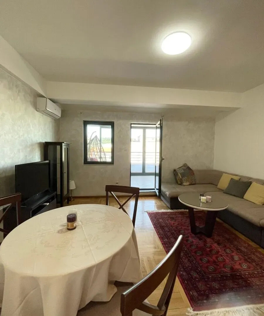 Rent, one bedroom apartment, 68m², Centar, Podgorica