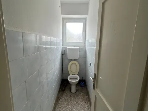 Prodaja, dvosoban stan, 65m², Centar, Nikšić - image 8