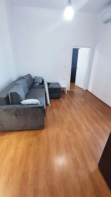 Rent, two bedroom apartment, 32m², Zvezdara Sve Podlokacije, Beograd
