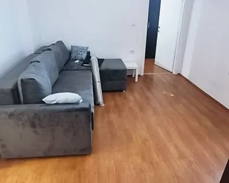 Stan in Zvezdara Sve Podlokacije