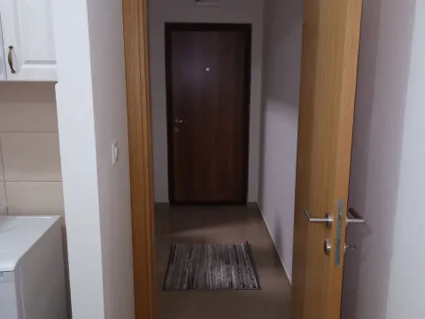 Izdavanje, stan, 27m², Tuški Put, Podgorica - image 2