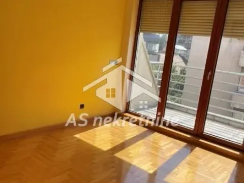 Izdavanje, stan, 207m², Kalenić Pijaca, Vračar Sve Podlokacije - image 16