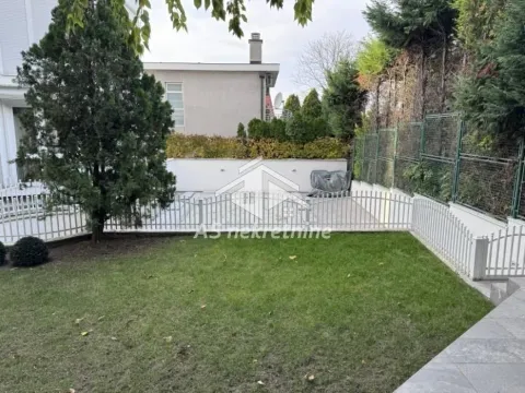 Izdavanje, stan, 220m², Senjak, Beograd - image 34