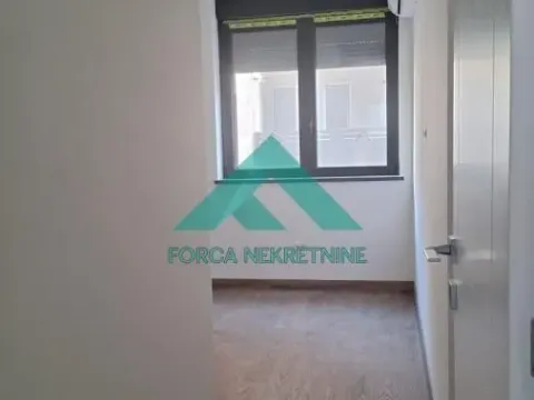 Sale, four bedroom apartment, 111m², Lekino Brdo, Voždovac Sve Podlokacije - image 10