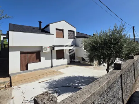 Sale, house, 343m², Zabjelo, Podgorica - image 1