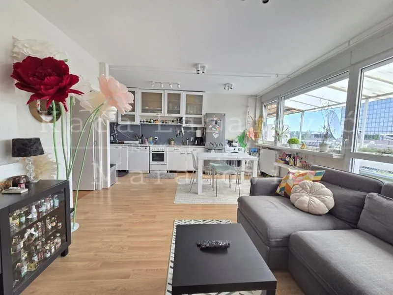 Sale, three bedroom apartment, 66m², Novi Beograd Blok 21, Novi Beograd Sve Podlokacije