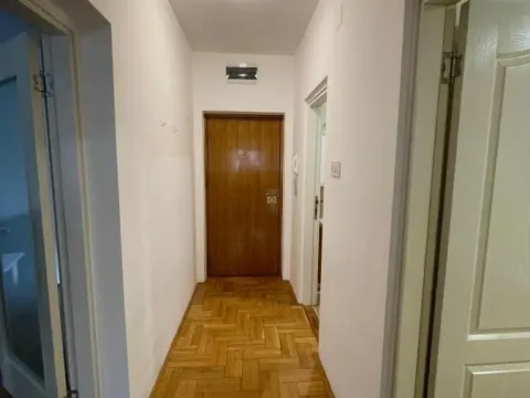 Izdavanje, dvosoban stan, 43m², Bulevar Evrope, Novi Sad Sve Podlokacije - image 10