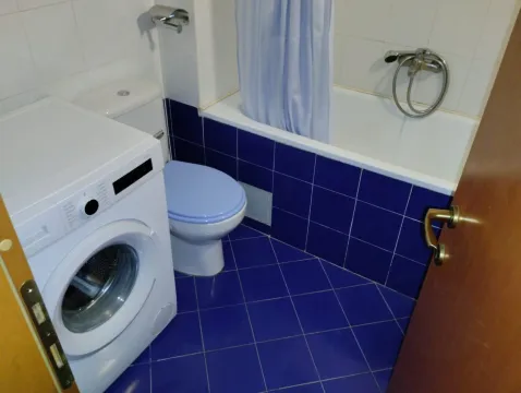 Izdavanje, jednosoban stan, 53m², Centar, Budva - image 6