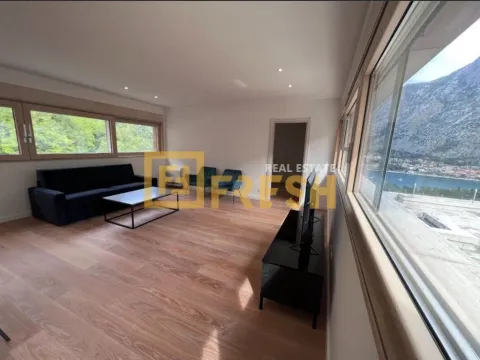 Prodaja, trosoban stan, 198m², Kotor, Crna Gora - image 8