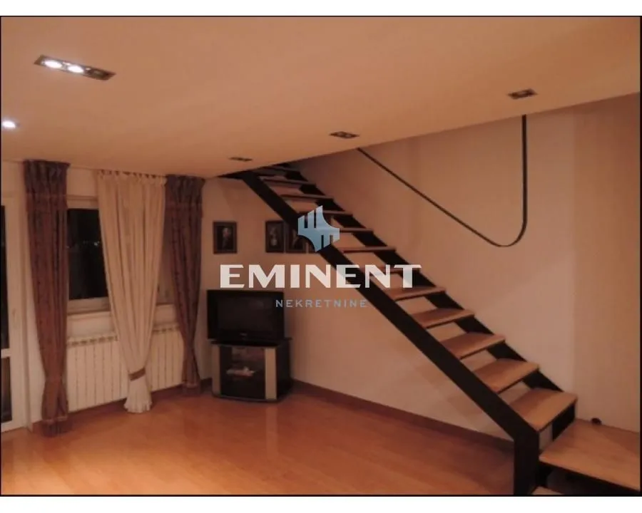 Rent, three bedroom apartment, 100m², Savski Venac, Beograd