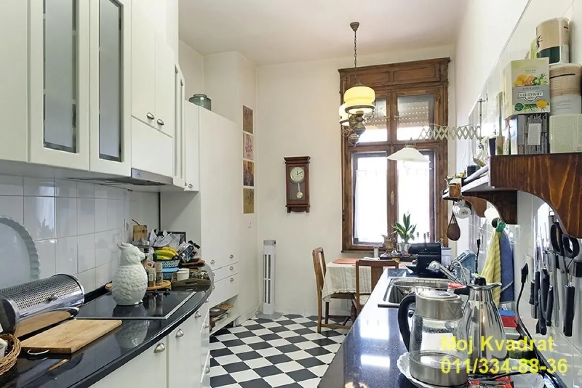 Rent, apartment, 190m², Stari Grad, Beograd