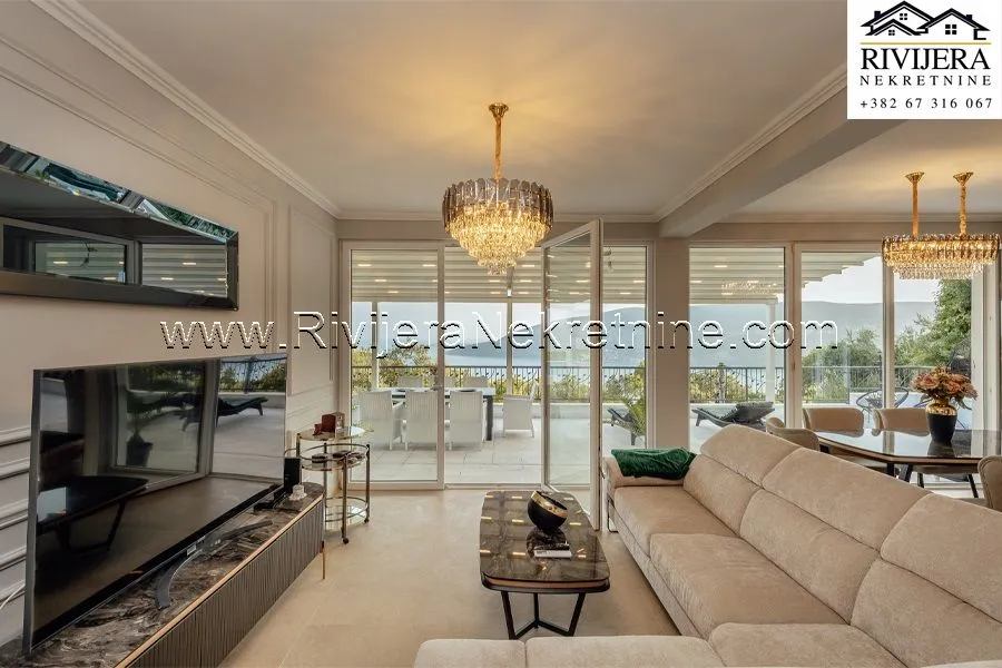 Sale, two bedroom apartment, 205m², Topla, Herceg Novi