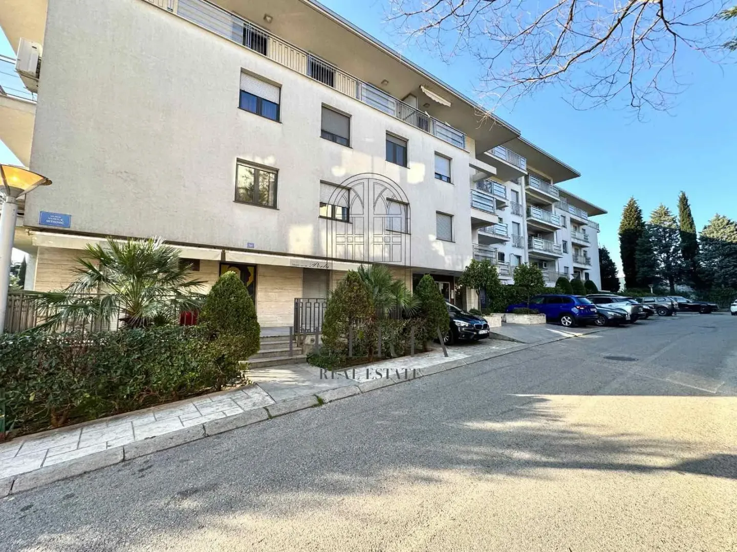 Izdavanje, jednosoban stan, 45m², Gorica C, Podgorica