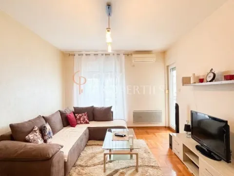 Izdavanje, stan, 45m², Pobrežje, Podgorica - image 1