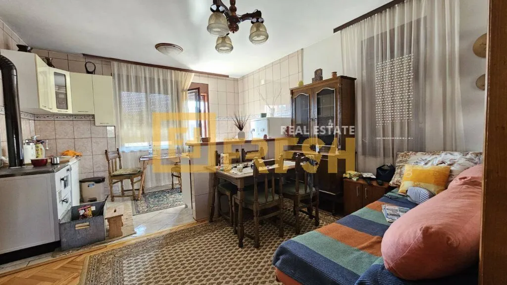 Sale, house, 115m², Stari Aerodrom, Podgorica