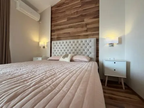 Prodaja, kuća, 241m², Šušanj, Bar - image 7