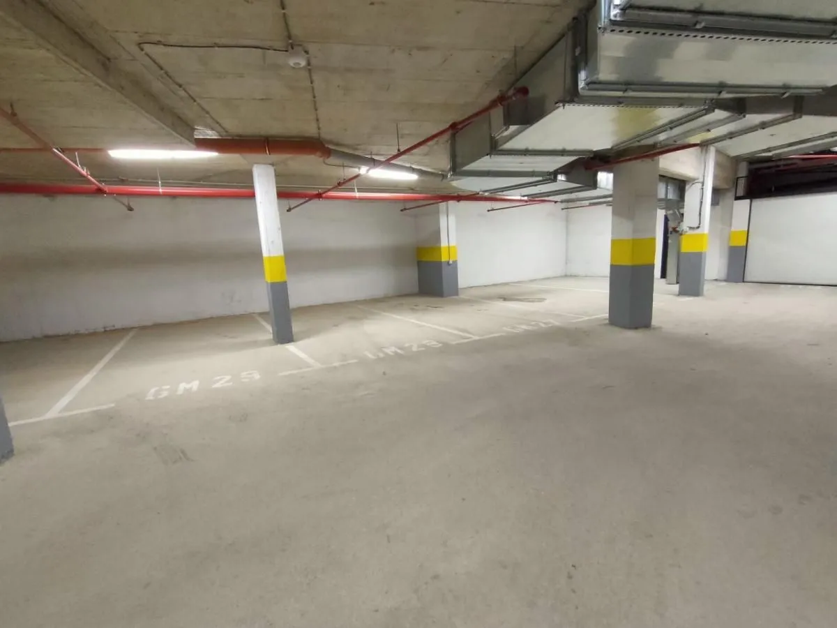 Rent, parking/garage, 16m², Grbavica, Novi Sad Sve Podlokacije