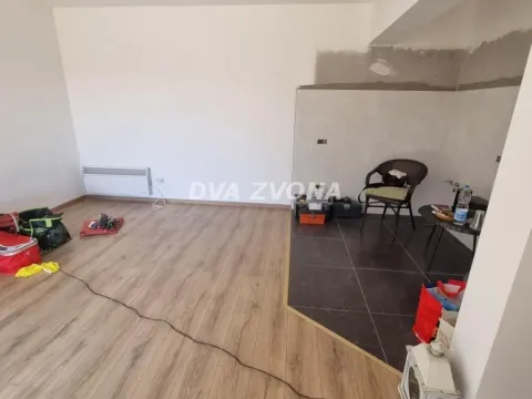 Prodaja, kuća, 87m², Čortanovci, Inđija - image 9