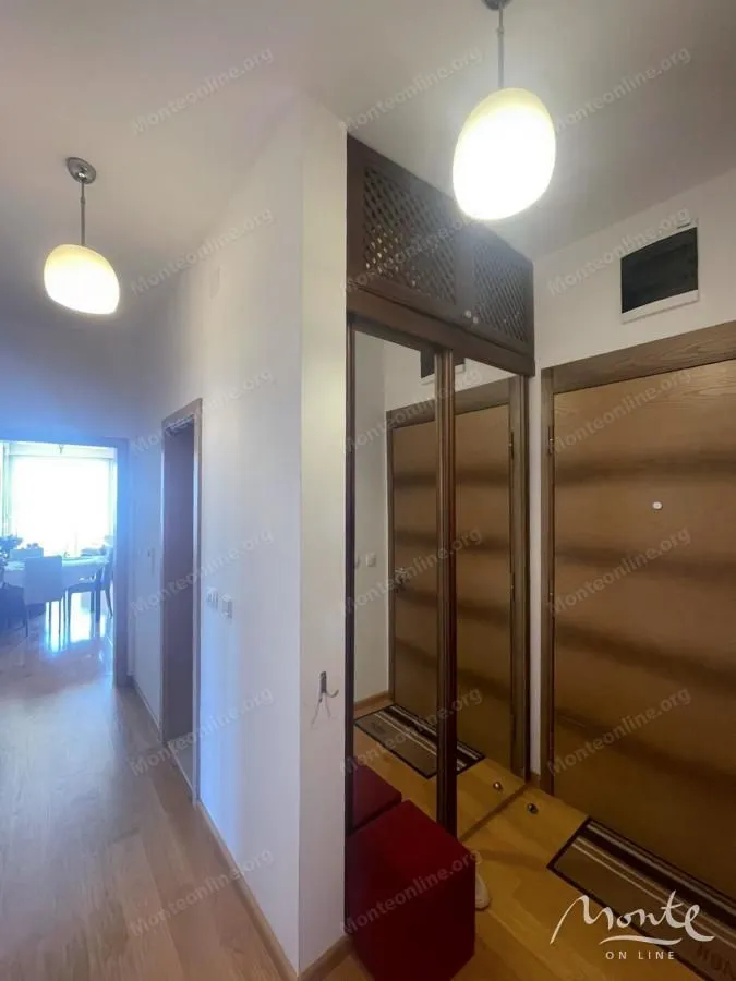Sale, three bedroom apartment, 98m², Bečići, Budva