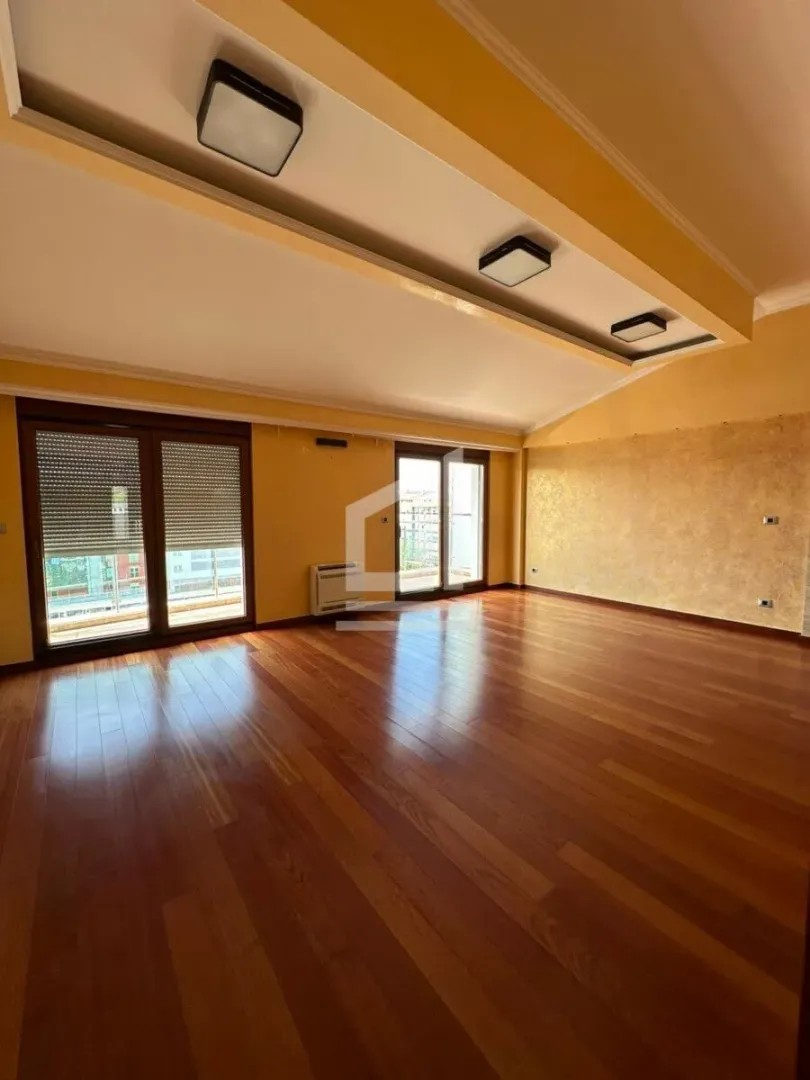 Rent, three bedroom apartment, 138m², Preko Morače, Podgorica