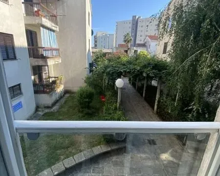 Sale, one bedroom apartment, 50m², Budva, Crna Gora - image 15