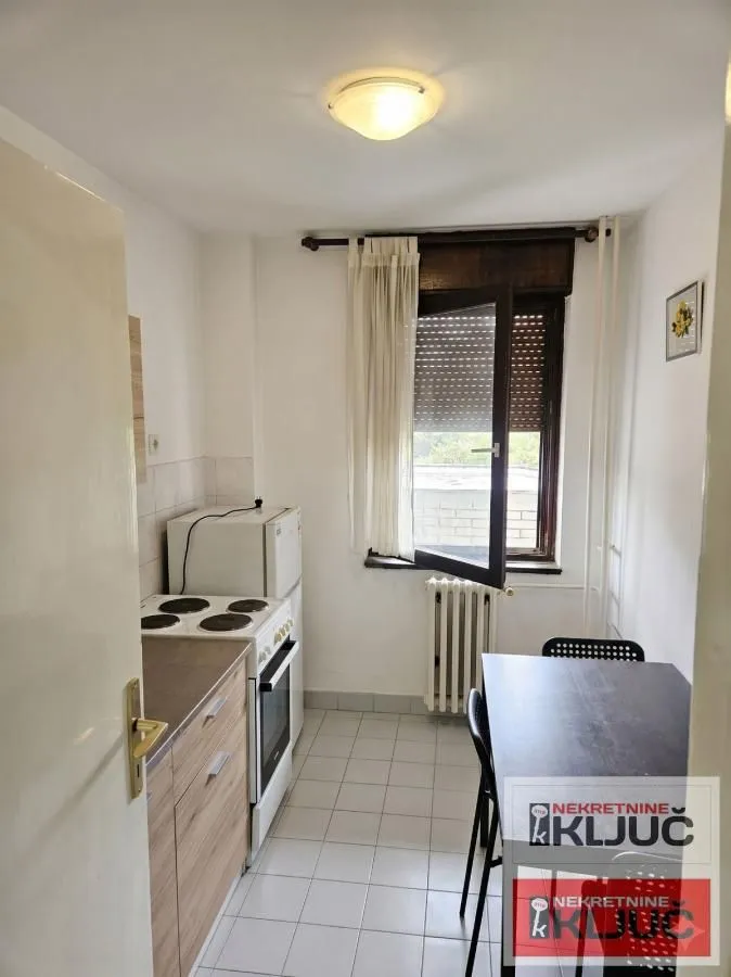 Prodaja, dvosoban stan, 58m², Sajmište, Novi Sad