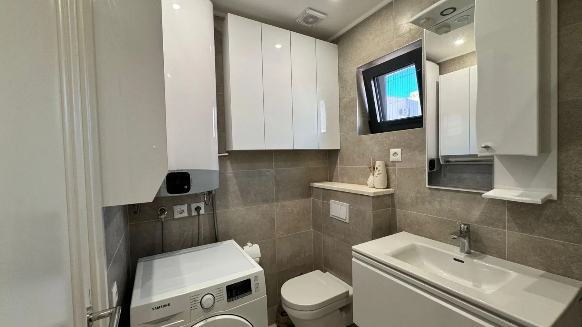 Prodaja, trosoban stan, 76m², Kava, Tivat