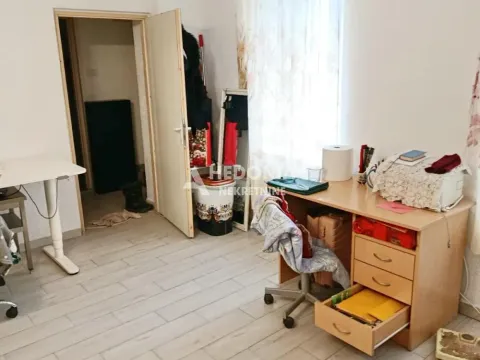 Prodaja, dvosoban stan, 64m², Zemun Centar, Zemun Sve Podlokacije - image 6