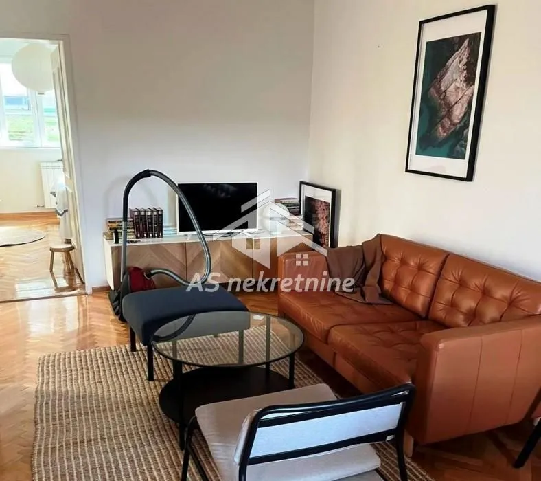 Izdavanje, dvosoban stan, 55m², Banovo Brdo, Beograd